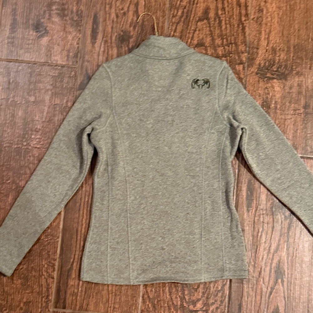 KUIU Women's Heather Olive Basecamp Sweater - Picture 5 of 6